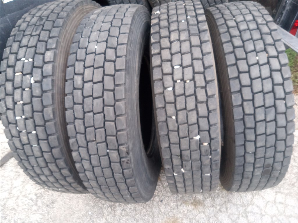 11 R22.5 Yokohama húzó teherautógumik 11R22,5 295 80 R22.5 11r22.5 5. kép