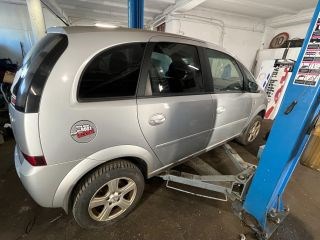 OPEL MERIVA Jobb első Ablakemelő Kapcsoló 5. kép