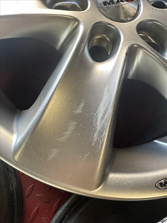  6x139.7 MAK 7x16" ET20 használt alufelni garnitúra Isuzu, Mitsubishi, Nissan, Toyota 5. kép