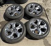  5x114.3 lyukosztású 18" újszerű (gyári felni) alufelni, rajta 215/55 használt Bridgestone nyári