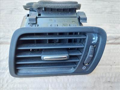 Volkswagen Passat B6 szellőző bal 3C1819701E