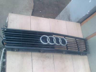AUDI 100 82-90 Hűtőrács díszrács