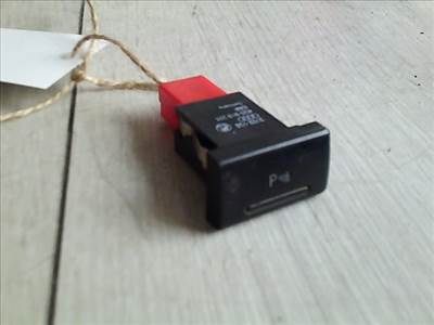 AUDI A8 94.06-02.12 TOLATÓRADAR / PARKOLÓRADAR KAPCSOLÓ