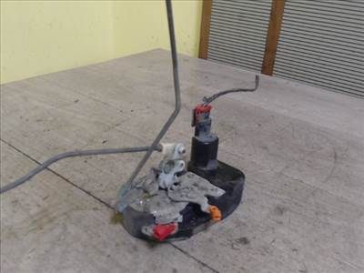 DODGE CARAVAN 96- Jobb első ajtó zárszerkezet központizáras