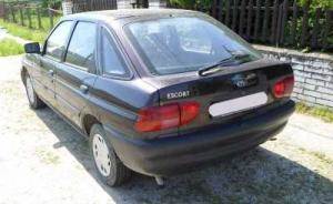 FORD ESCORT 95- Ablaktörlő motor hátsó