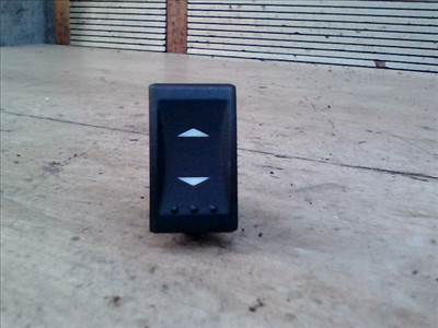 FORD MONDEO 01-07 Jobb első ablakemelő kapcsoló