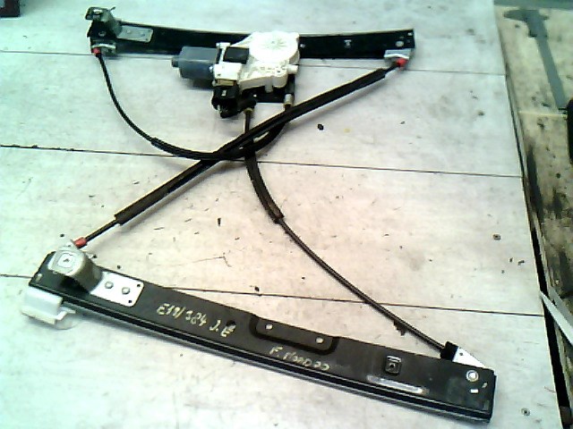 FORD Mondeo 07.04.01-14.12.31 Jobb első ablakemelő szerkezet elektromos 1. kép