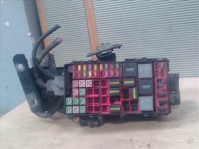 FORD TRANSIT 99-06 Biztosítéktábla BCM BSI BSM SAM GEM modul Motortér