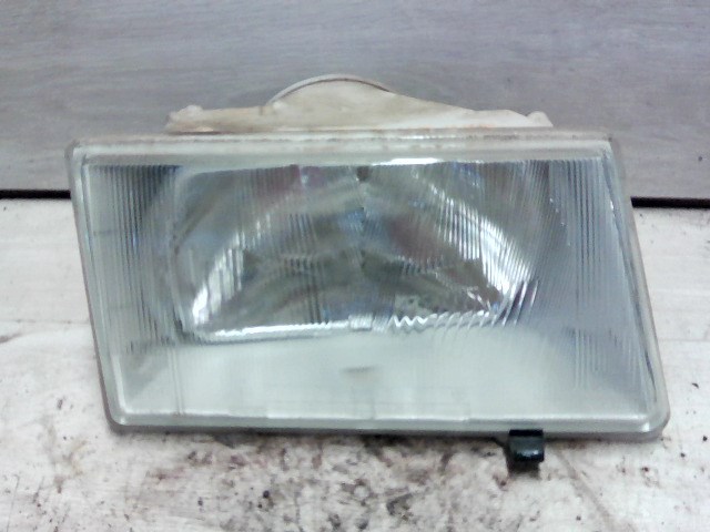 LADA SAMARA Jobb első fényszóró 1. kép