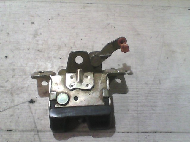 OPEL CORSA B 93-00 Csomagtér ajtó zárszerkezet 1. kép