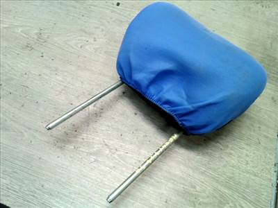 SUZUKI LIANA Fejtámla jobb hátsó