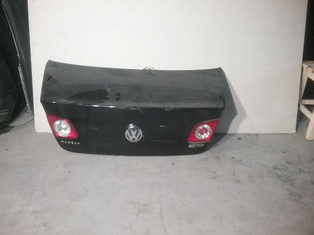 Volkswagen Passat B6 VW PASSAT B6 Csomagtérajtó (Részeivel) 1. kép
