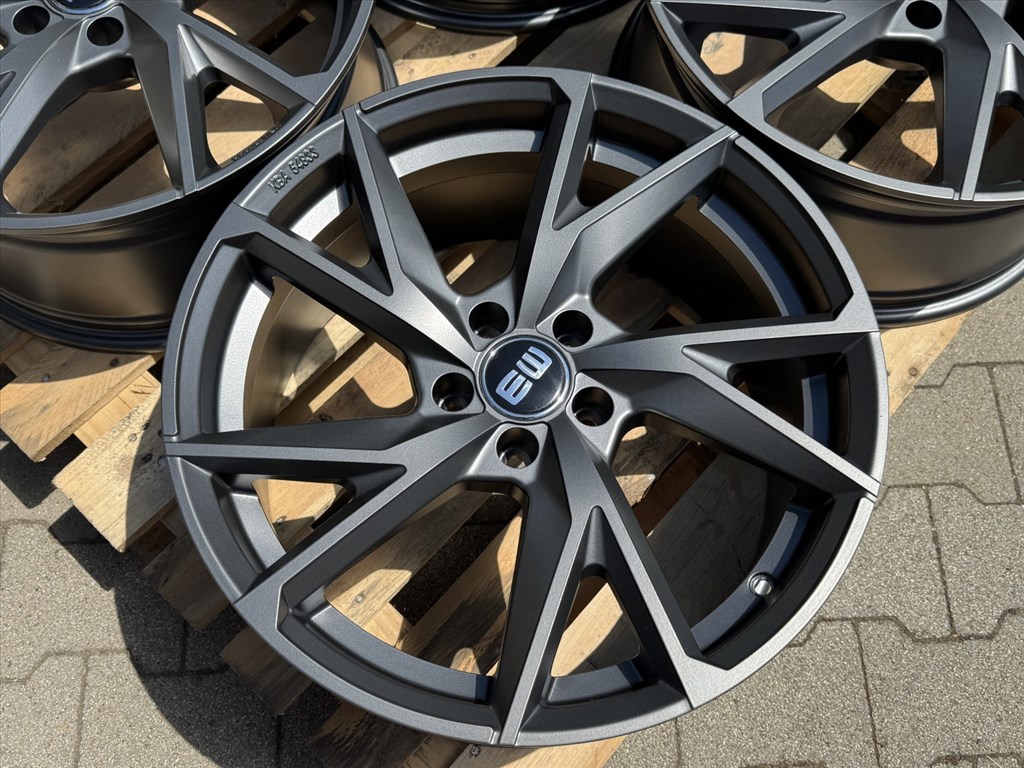 R19 5x112 (66.6) Carmani  23 RUDI Antracit matte alufelnik felnik 19"  5. kép