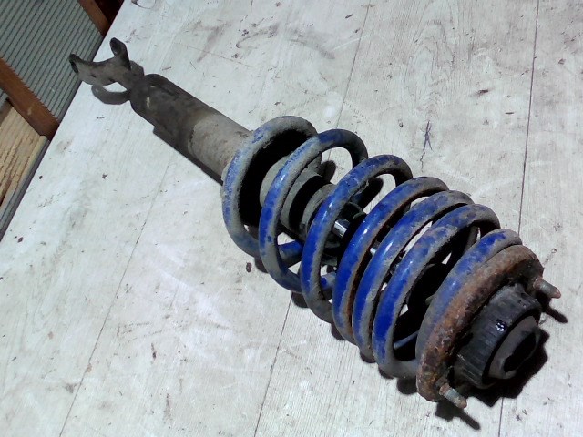 AUDI A4 98-01 Bal első lengéscsillapító rugóval 1. kép