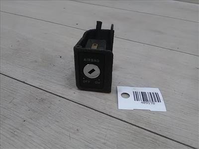 AUDI A4 98-01 LÉGZSÁK KAPCSOLÓ