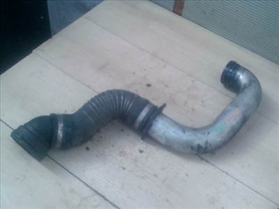 BMW E65 02.09.01-08.09.30 Intercooler cső