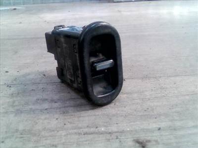 DAEWOO NEXIA Bal hátsó ablakemelő kapcsoló