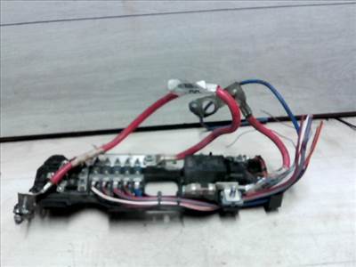 FORD TRANSIT 99-06 Biztosítéktábla BCM BSI BSM SAM GEM modul Motortér