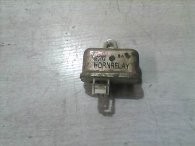 MAZDA E2200 Kürt relé