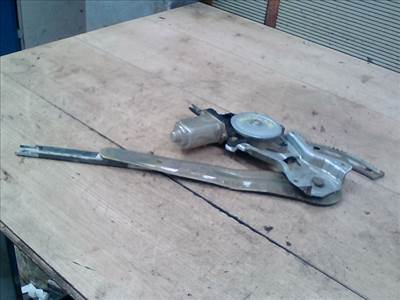 NISSAN ALMERA 00-03 Jobb hátsó ablakemelő szerkezet elektromos