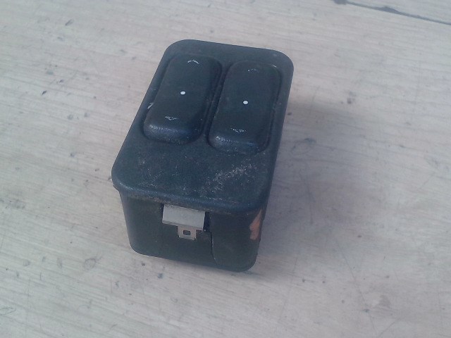 OPEL MERIVA A 03-09 Bal első ablakemelő kapcsoló 1. kép