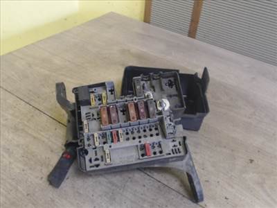 PEUGEOT 206 Biztosítéktábla BCM BSI BSM SAM GEM modul 