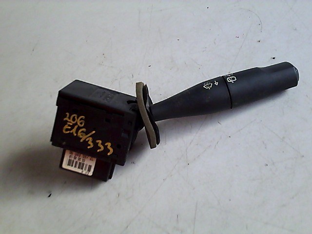 PEUGEOT 206 Kormánykapcsoló jobb ablaktörlő 1. kép