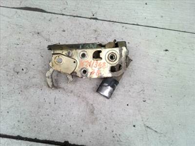 RENAULT TRAFIC -94 Jobb első ajtó zárszerkezet mechanikus