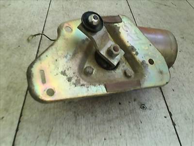 SUZUKI SWIFT 96-05 Ablaktörlő motor első