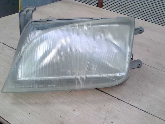 SUZUKI SWIFT 96-05 Bal első fényszóró 1. kép