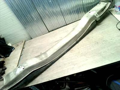 BMW E65 02.09.01-08.09.30 Hátsó lökhárító merevítő