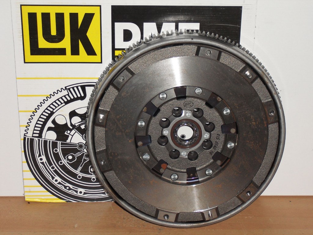 FIAT ULYSSE 2.2 JTD (128Le) kettõs tömegû lendkerék 1. kép