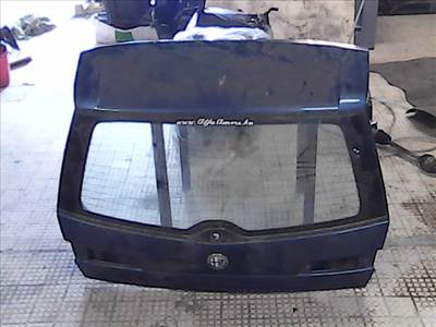 ALFA ROMEO romeo 145 csomagtérajtó.