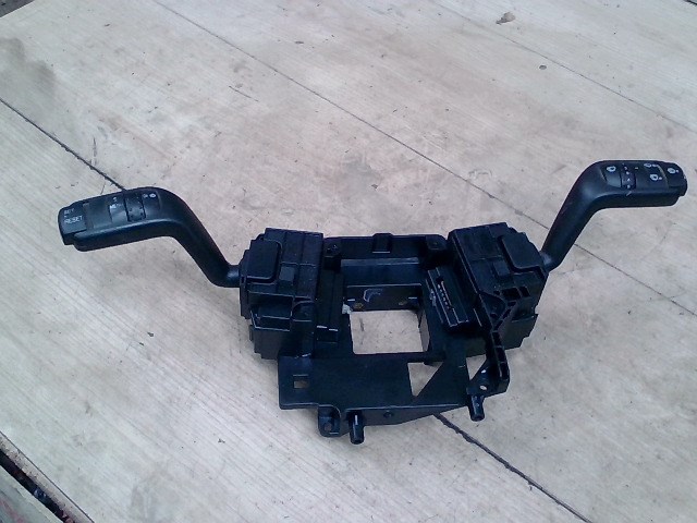 FORD C-MAX 03.06-07.03 Kormánykapcsoló komplett  1. kép