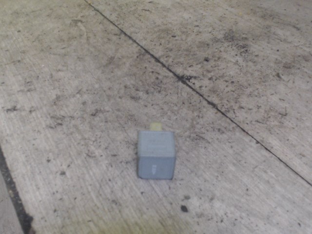 FORD FOCUS 04- Hűtőventilátor relé 1. kép