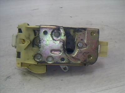 FORD FOCUS 98-04 Jobb első ajtó zárszerkezet központizáras