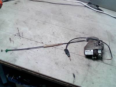 FORD SCORPIO 95- Jobb hátsó ajtó zárszerkezet központi záras