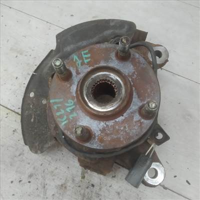MAZDA 323F 98-04 Csonkállvány kerékaggyal jobb első