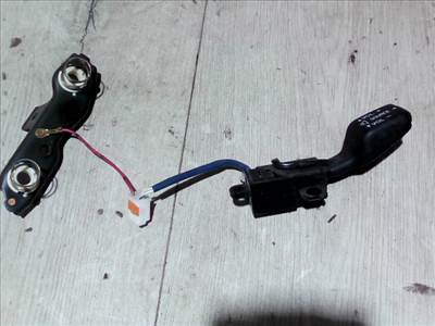 MAZDA PREMACY 99.01-05.10 Autórádió kezelőegység