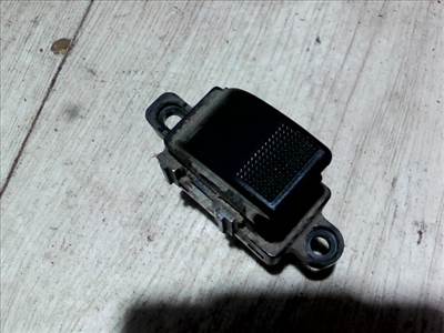 MAZDA PREMACY 99.01-05.10 Jobb hátsó ablakemelő kapcsoló