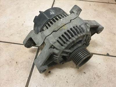 Opel Vectra B 1.6i 16V Generátor z16xe  90413760