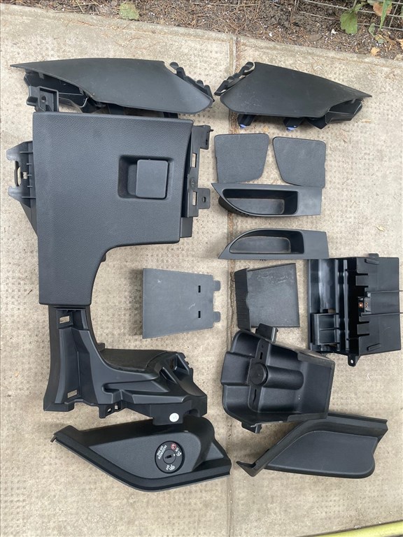 Opel Astra J  TETŐKÁRPIT  / Utastér / Csomagtér tartozékai 7. kép