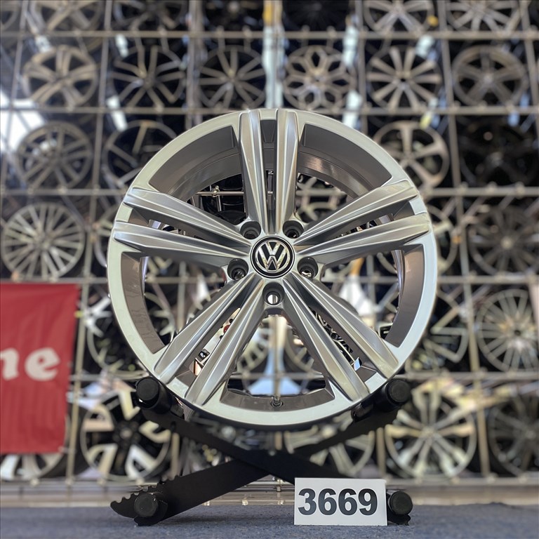 Volkswagen 18 gyári alufelni felni, 5x112, Tiguan  (3669) 1. kép