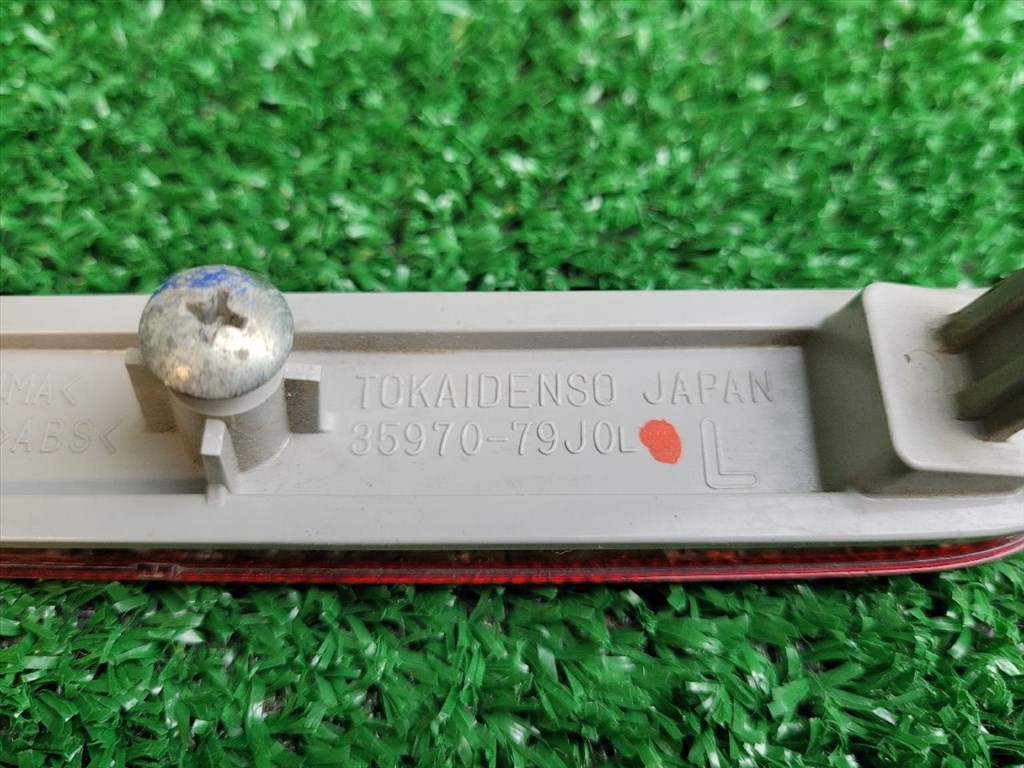 SUZUKI SX4 S-Cross II Bal hátsó Prizma 3597079J0 3. kép