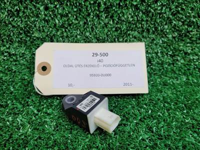 HYUNDAI i40 Bal első Oldal Ütközés Érzékelő 959200u000