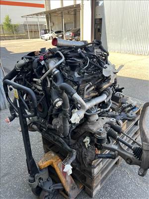 Touareg 7P, és Audi Q7 (4L) V8 / 4.2tdi komplett motor  189000Km