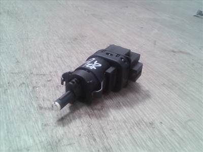 FORD FIESTA 05-08 Féklámpa pedál kapcsoló