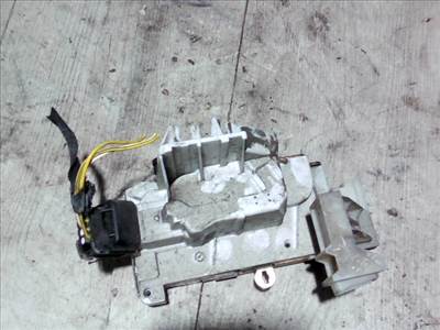 FORD MONDEO 01-07 Bal hátsó ajtó zárszerkezet központi záras