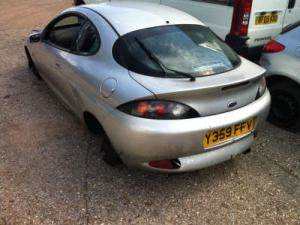 FORD PUMA BAL ELSŐ KÜLSŐ KILINCS 