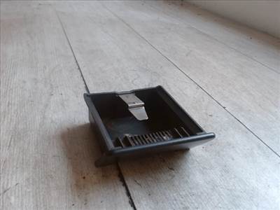 KIA Sportage 1998.04.01-2004.08.24 Hamutartó első